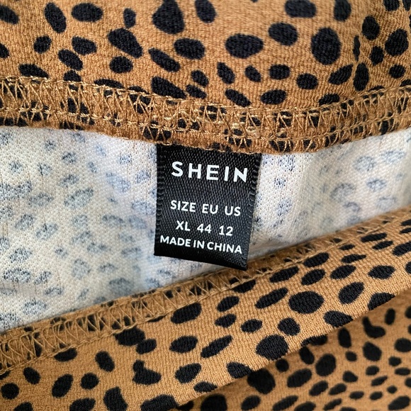 🌟5 for $15🌟Shein Split Hem Dalmatian XL Skirt - Picture 10 of 12